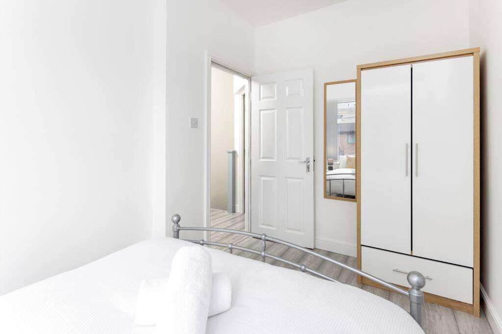 Flatzy - 3 Bed In Centre With Free parking Liverpool