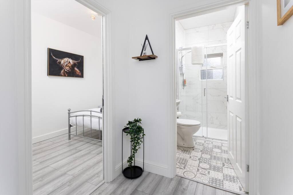 Flatzy - 3 Bed In Centre With Free parking Ливерпуль